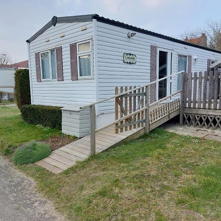 Bungalow 4 voire 6 personnes BRAY DUNES à 300 mètres de la plage Villa Esterno foto